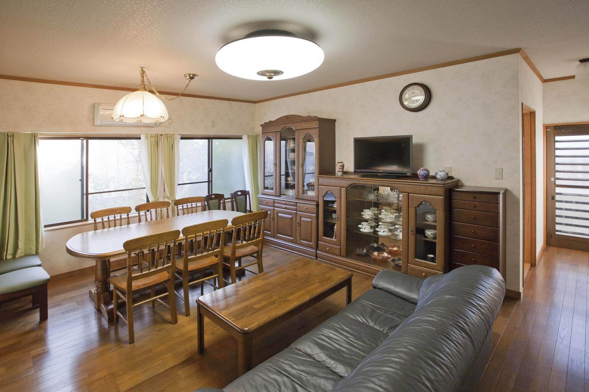 Dormitory Sandanya Guesthouse Širahama Exteriér fotografie